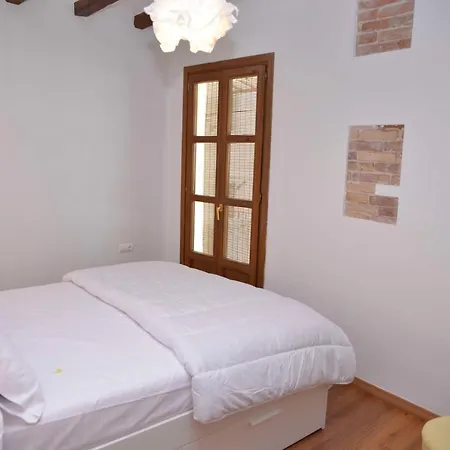 Pigal 1 Apartament Centre Historic *