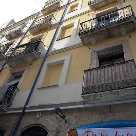 Apartment Pigal 1 Apartament Centre Historic